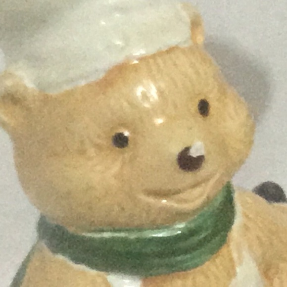 Vintage salt and pepper shakers - bear chefs , frying pan and pizza board-used. - Picture 4 of 8